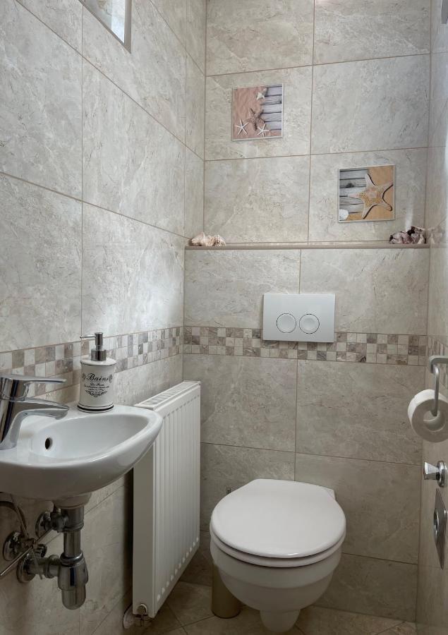 Piano Balaton Apartment Zamardi Ngoại thất bức ảnh