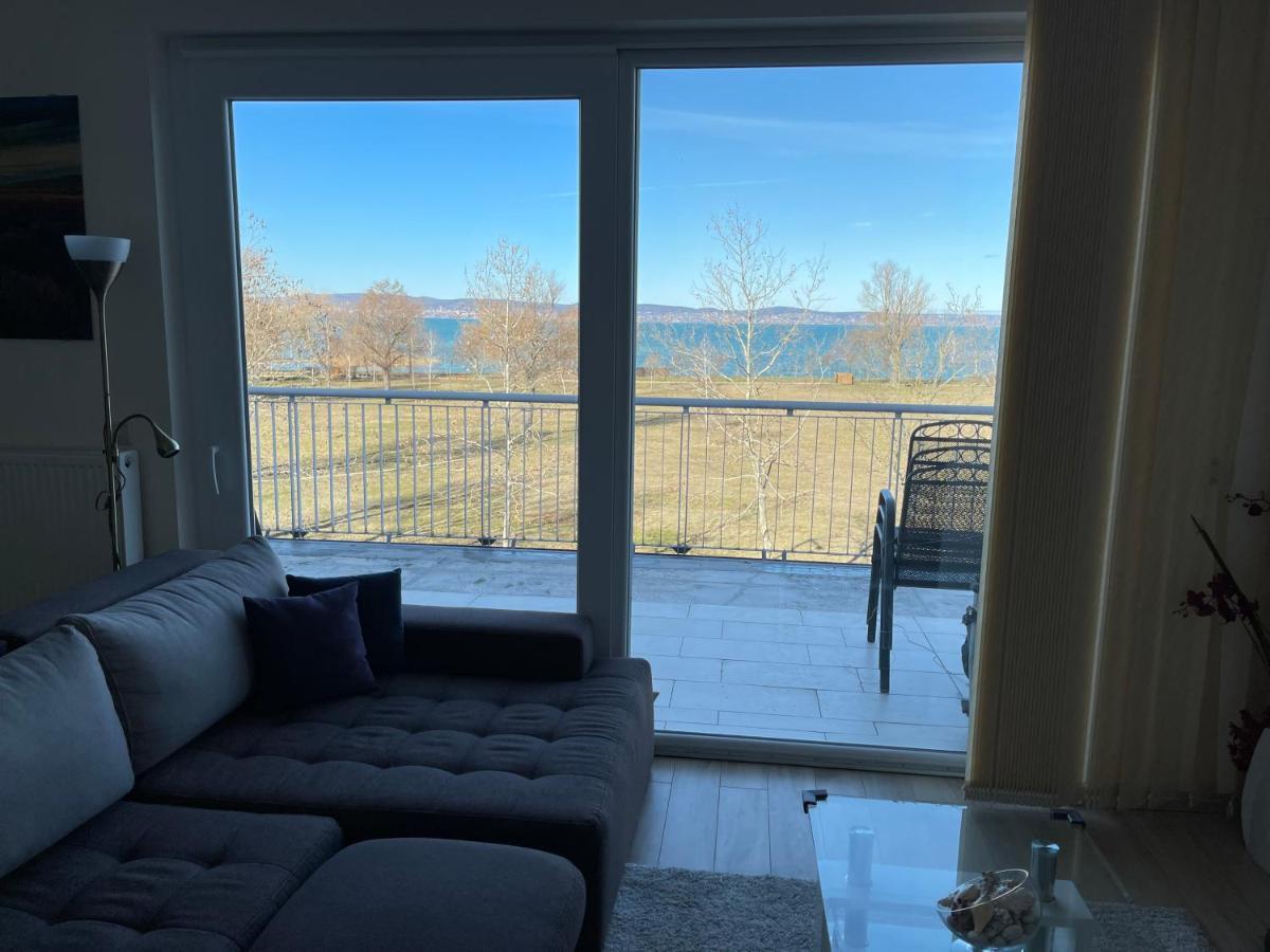 Piano Balaton Apartment Zamardi Ngoại thất bức ảnh