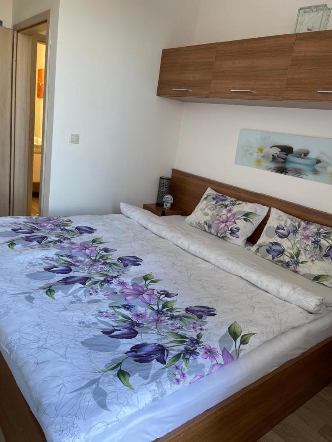 Piano Balaton Apartment Zamardi Ngoại thất bức ảnh