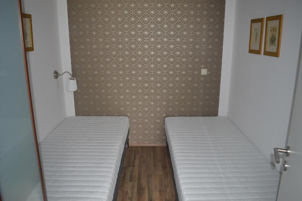 Piano Balaton Apartment Zamardi Ngoại thất bức ảnh