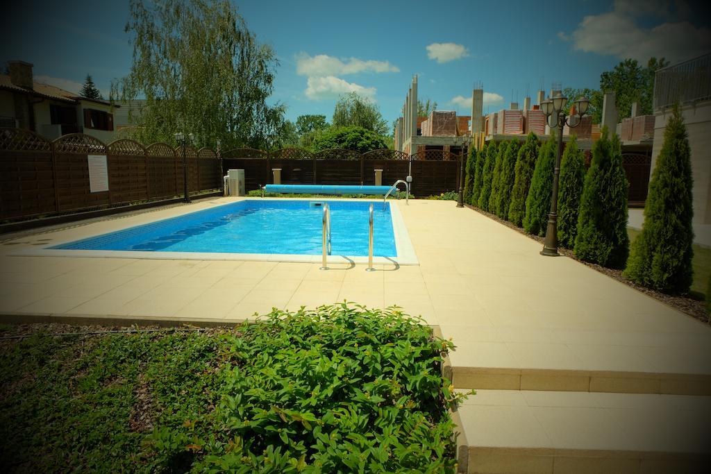 Piano Balaton Apartment Zamardi Phòng bức ảnh